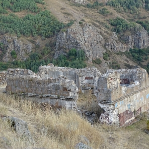 Ardahan Şeytan Kalesi Duvarları